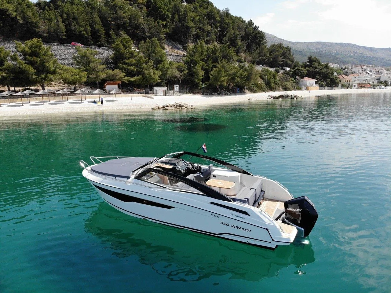 Mali T Charter Boat