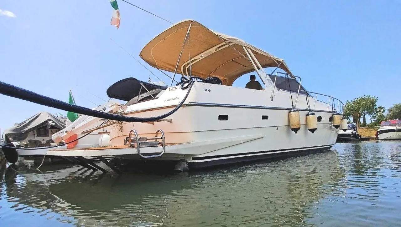 Charter a 12.5m Partenautica 42 Motor Yacht in Terracina