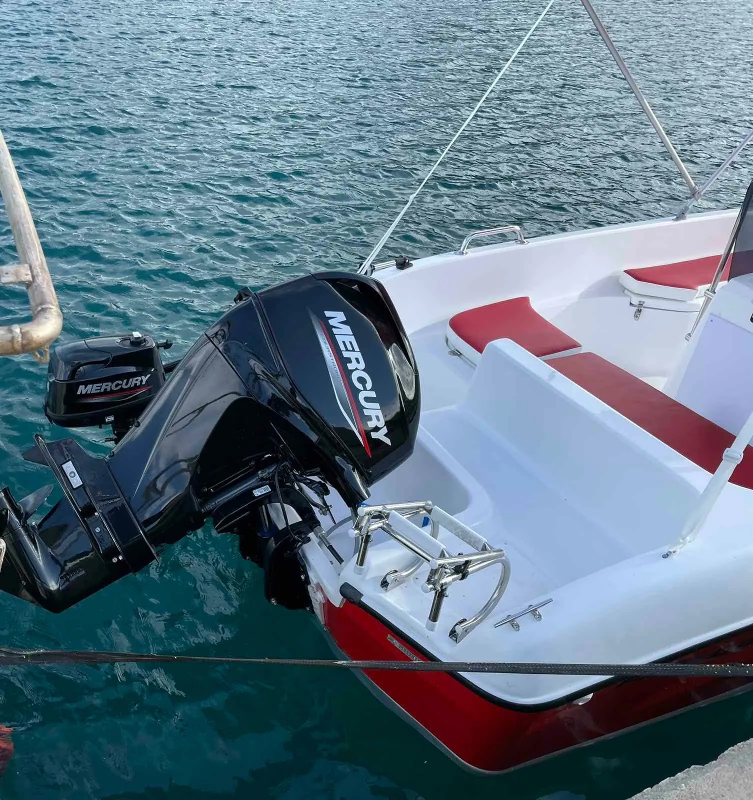 Explore Chania on a 4.75m Rental Boat