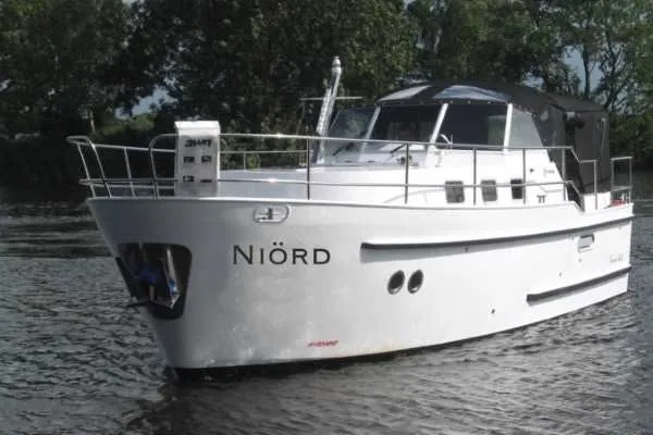 8.8m Fürstenberg/Havel Passion 880 OC Hire