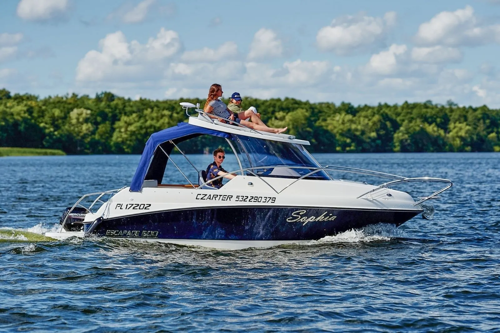 6m Wilkasy Motor Boat Pegazus Escapade 600 Camper Hire