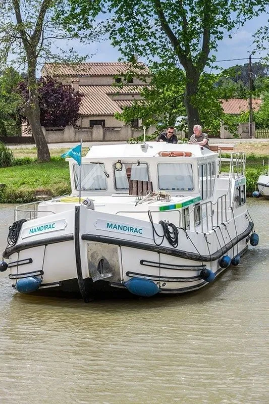Charter a 11.65m 3 Cabin House Boat in Fürstenberg-Havel
