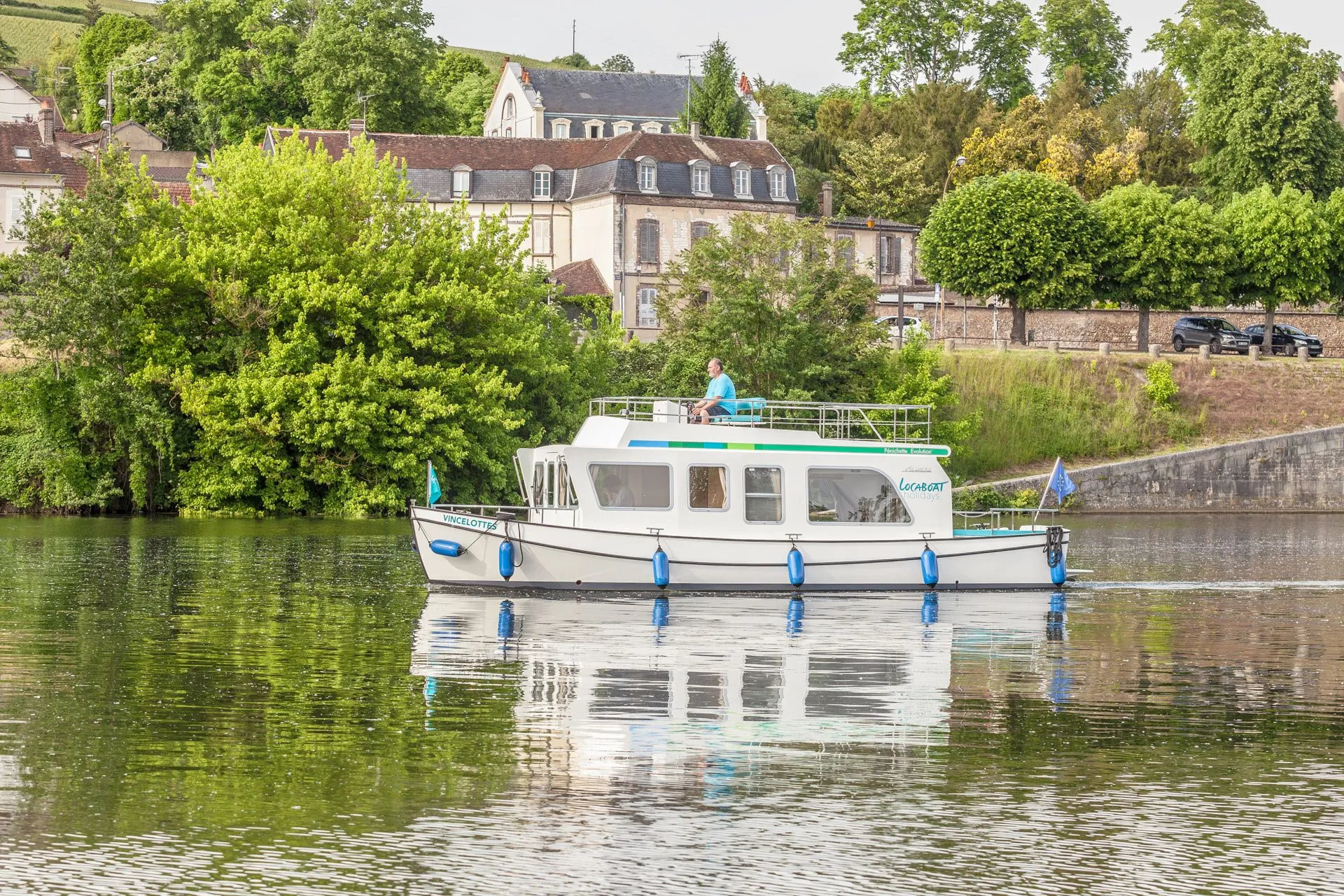 No Name Charter Boat