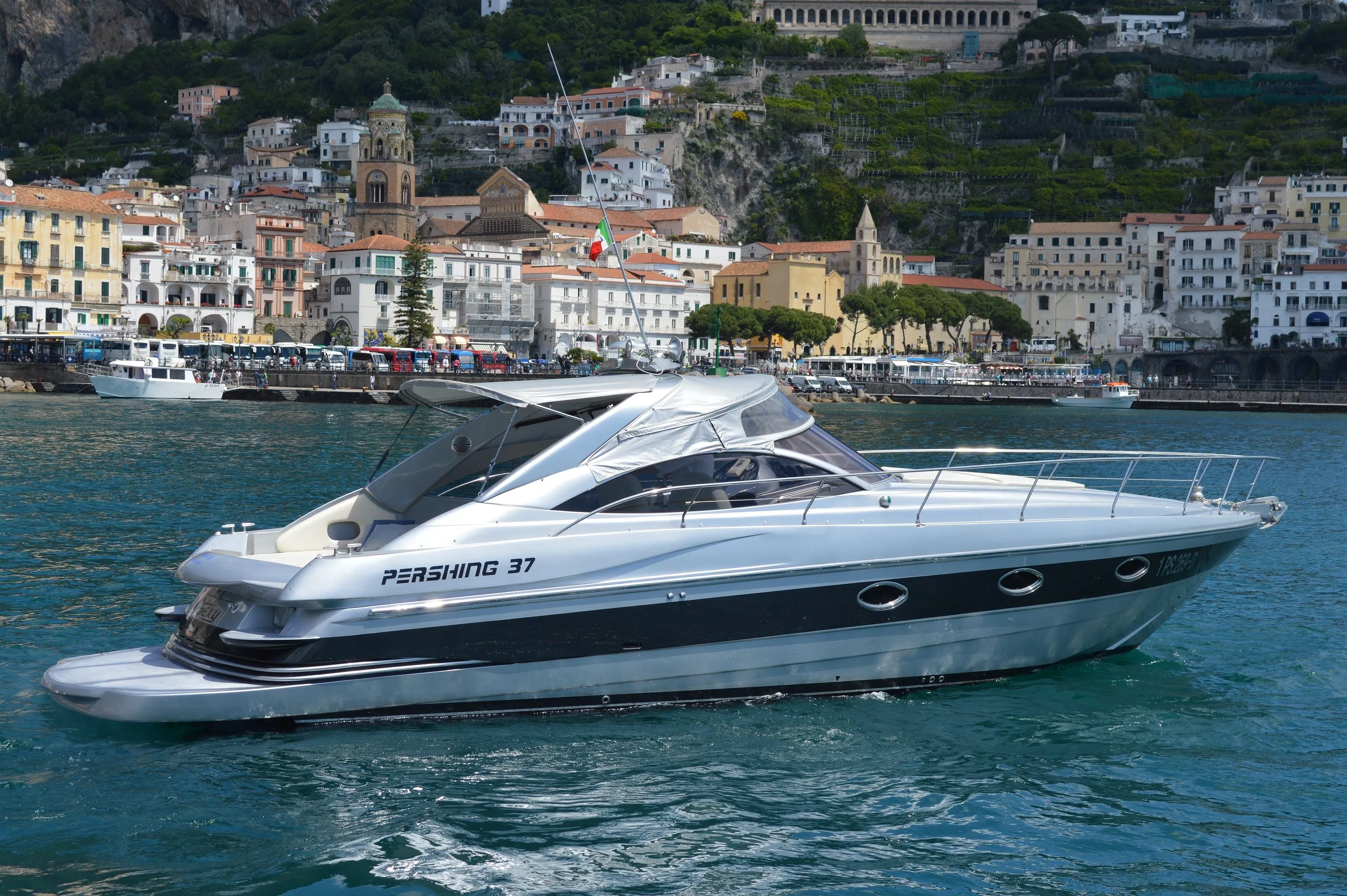 Charter a 12m Pershing 37 Motor Yacht in Amalfi