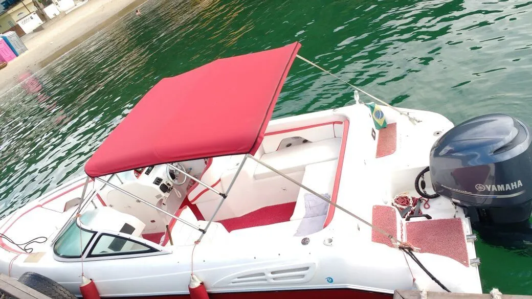 Charter a 6.55m Phantom 23 Motor Boat in Angra dos Reis