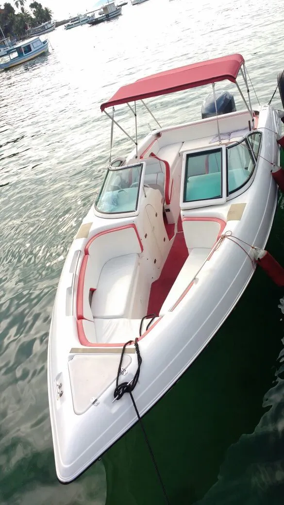 Charter a 6.55m Phantom 23 Motor Boat in Angra dos Reis