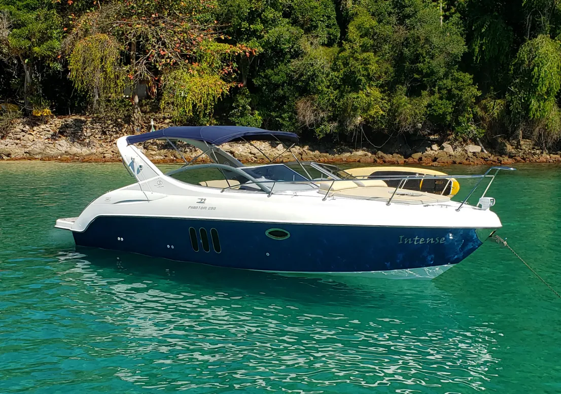 Intense Charter Boat