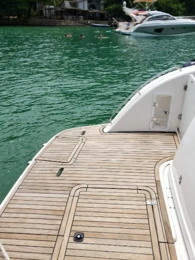 10.9m Porto Frade Motor Yacht Hire