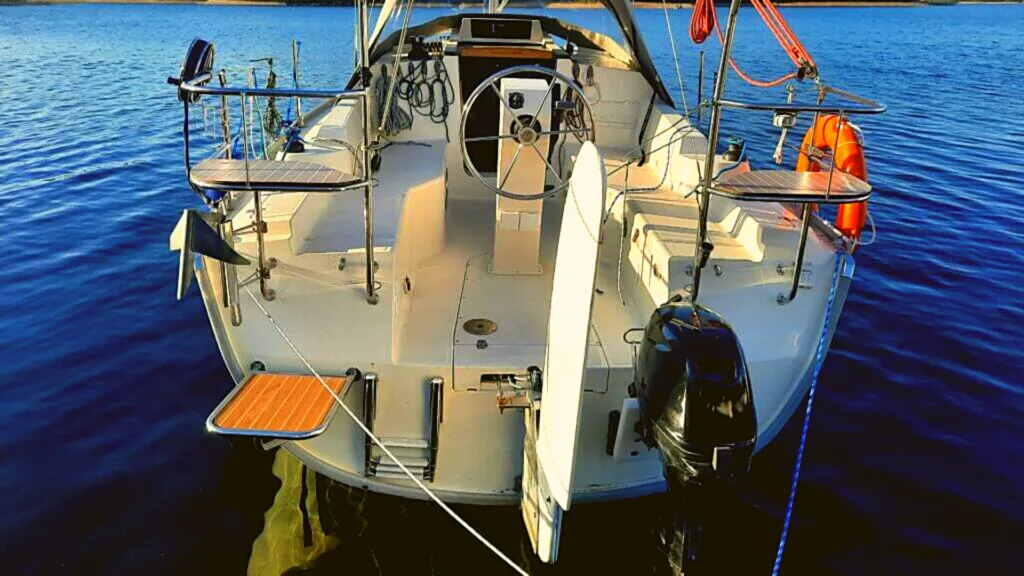 Explore Stare Sady on a 9m Phila 900 Sailing Yacht Rental