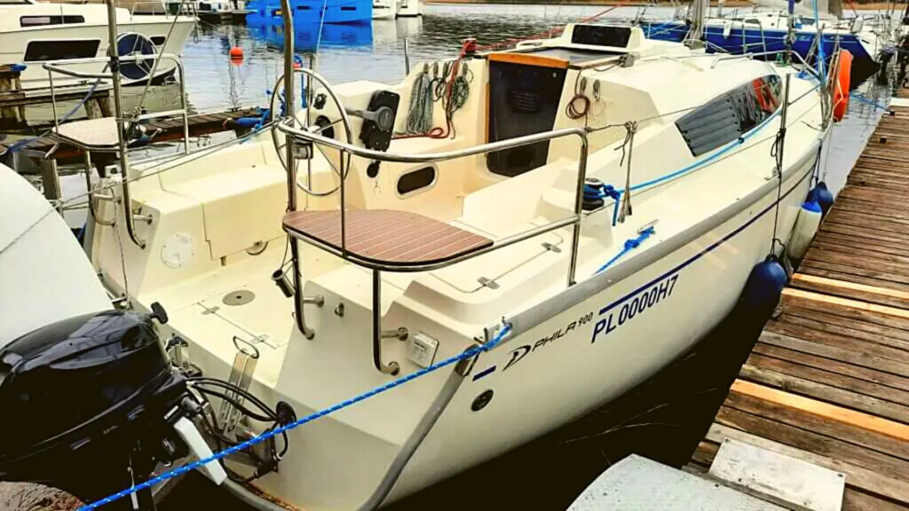 Ajtra Charter Boat