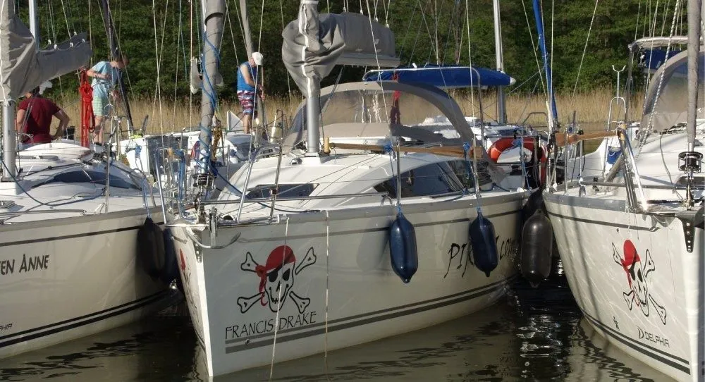 Francis Drake Charter Boat - 1