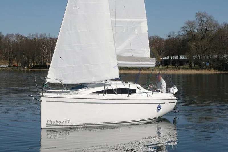 Charter a 6.18m Phobos 21 Sailing Yacht in Piekna Gora