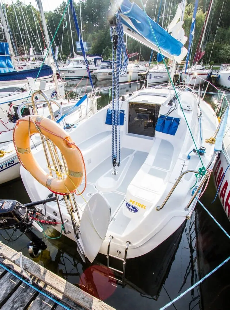 Petrel 2 Charter Boat - 3