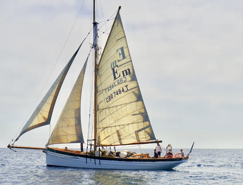 Boot - Charter a 20m Sailing Yacht Pilot Cutter 24 in Marseille