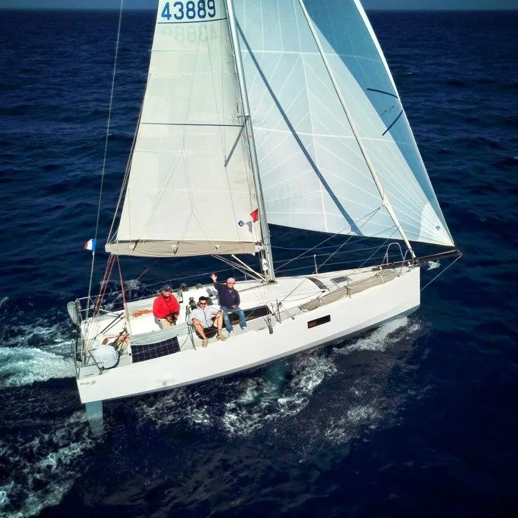 Boot - Explore Marseille on a 9.14m Rental Boat