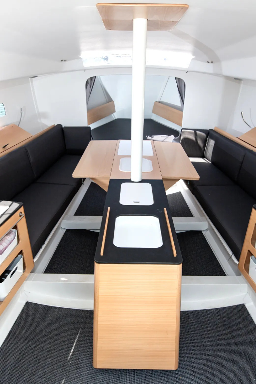 9.14m La Rochelle Boat Hire