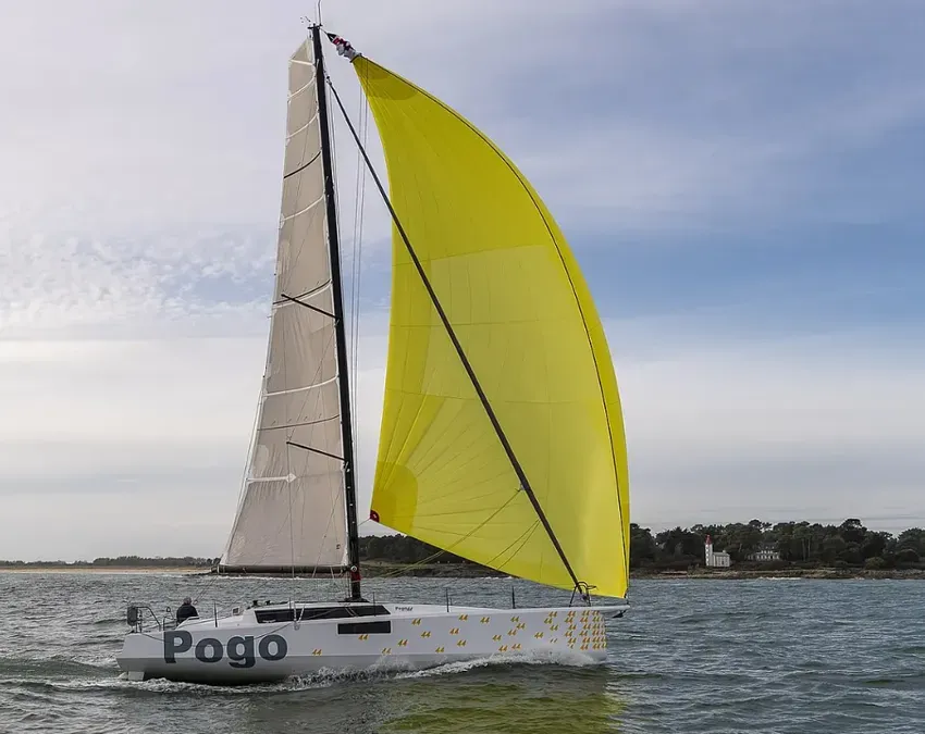 Boot - Rent a 13.55m Sailing Yacht Pogo 44 in La Rochelle