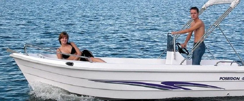 Charter a 5.7m Boat in Chania