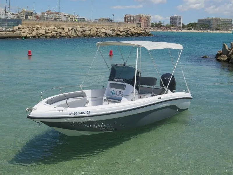 Rent a 5.4m Motor Boat in Can Pastilla