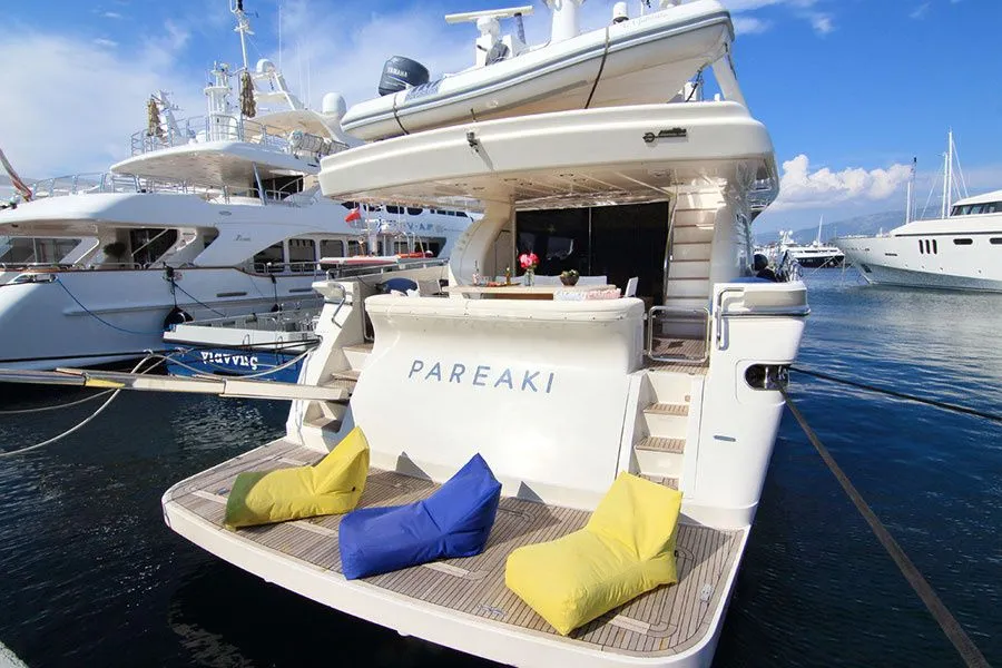 Rent a 23.9m Motor Yacht Posillipo Technema 80 in Vouliagmeni