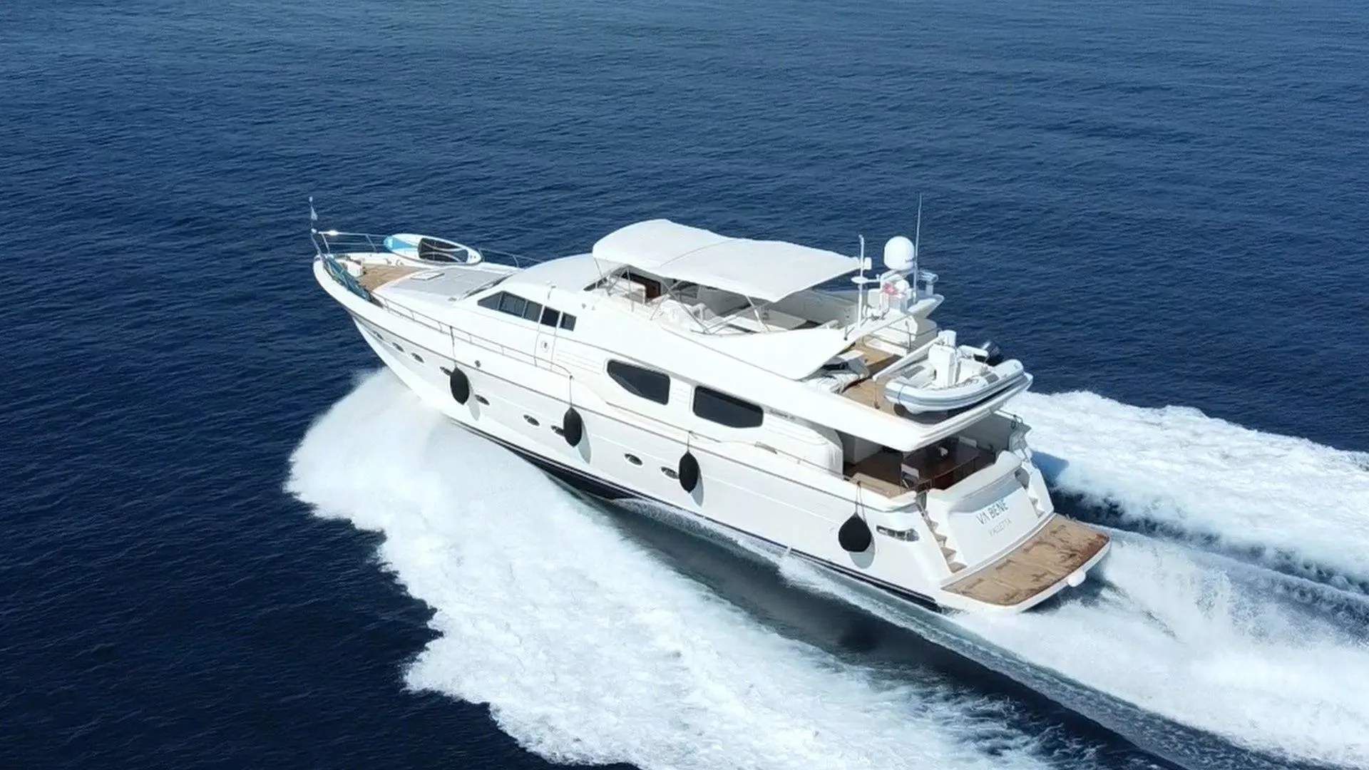24m Elliniko Motor Yacht Posillipo Technema 80 Hire
