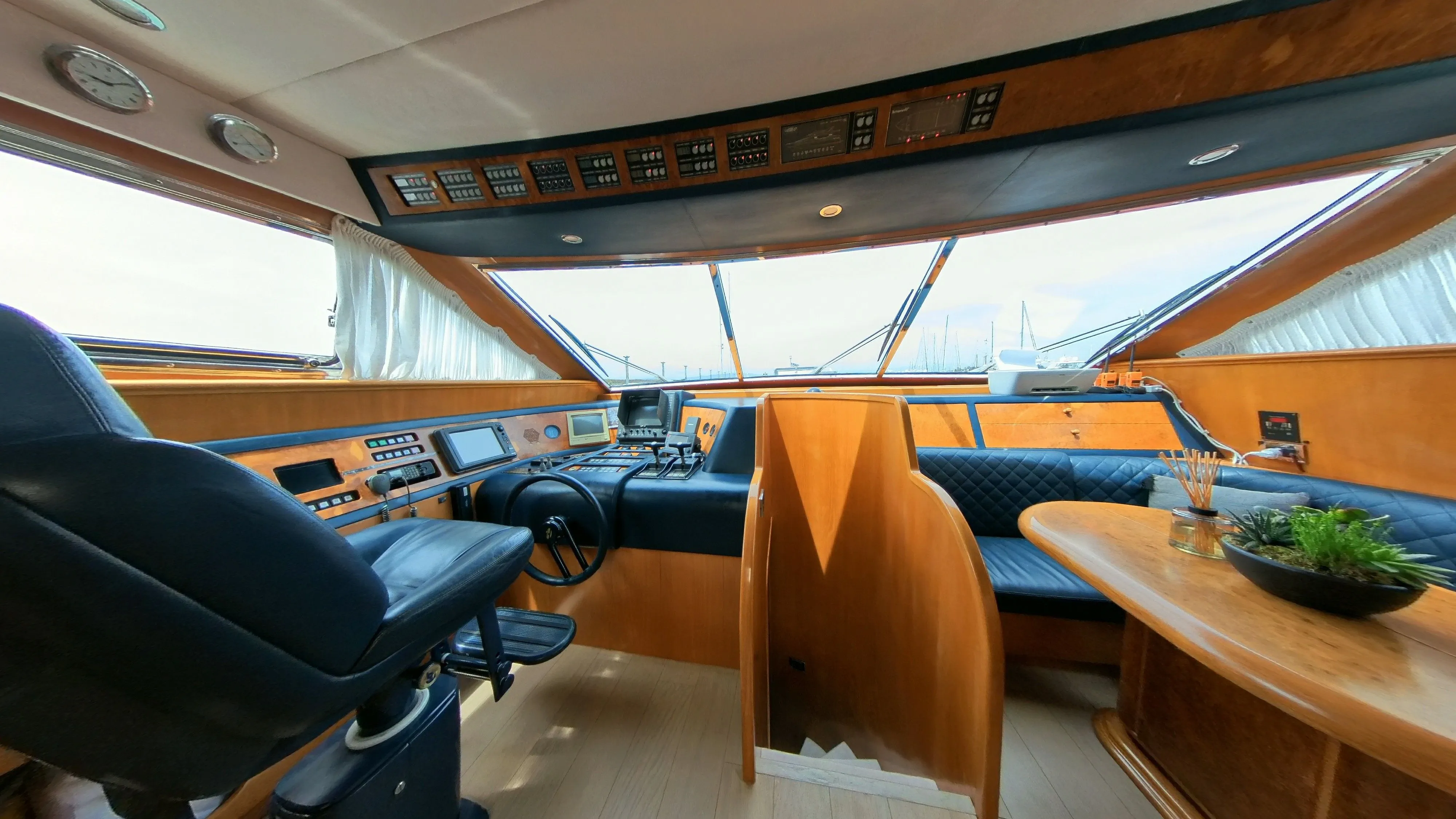 Чартер Va Bene - 5