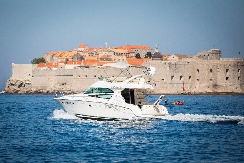 No Name Charter Boat