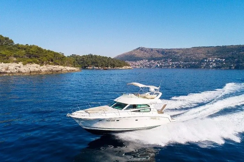 No Name Charter Boat