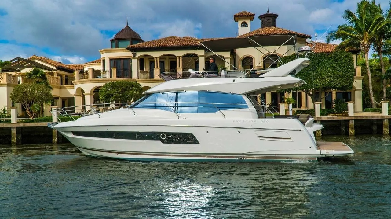 No Name Charter Boat