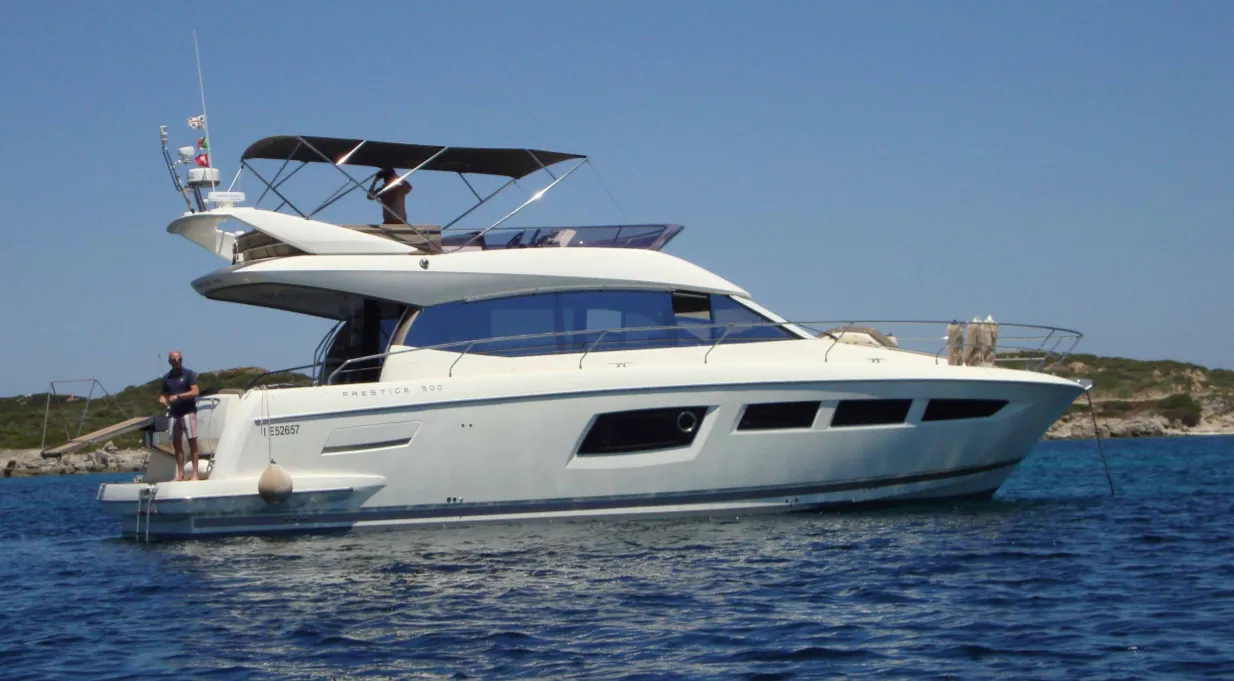 Sardegna Blu Charter Boat