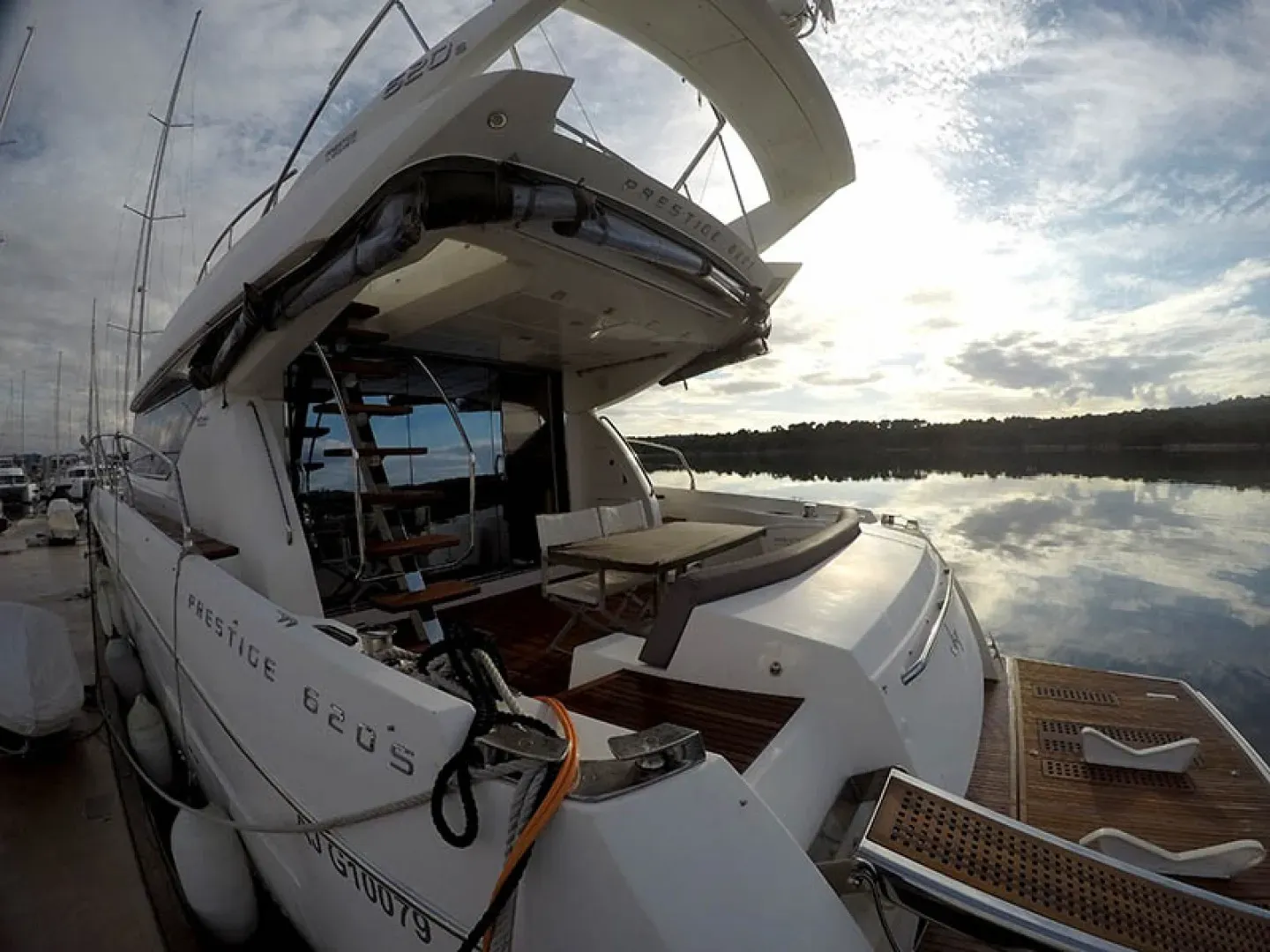 Чартер Jana - 3