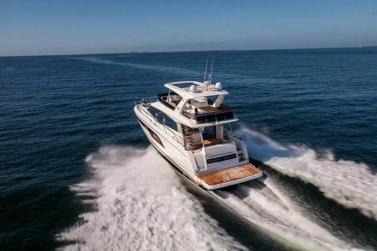 Boot - 19.03m Palma de Mallorca Prestige 630 Motor Yacht Hire