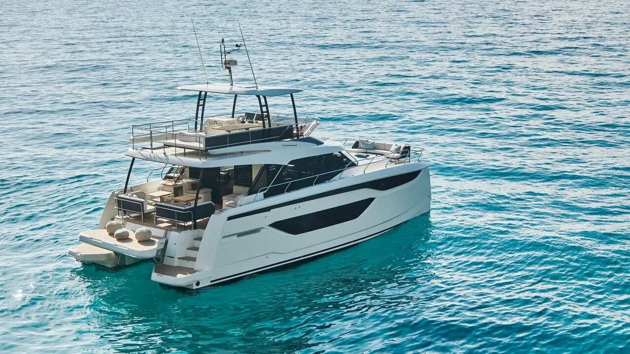Mandis Charter Boat