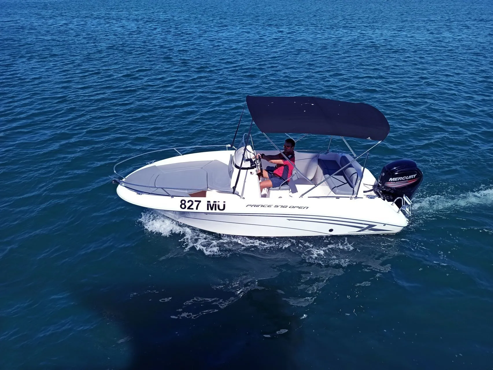Charter a 5.7m Prince 570 Motor Boat in Murter