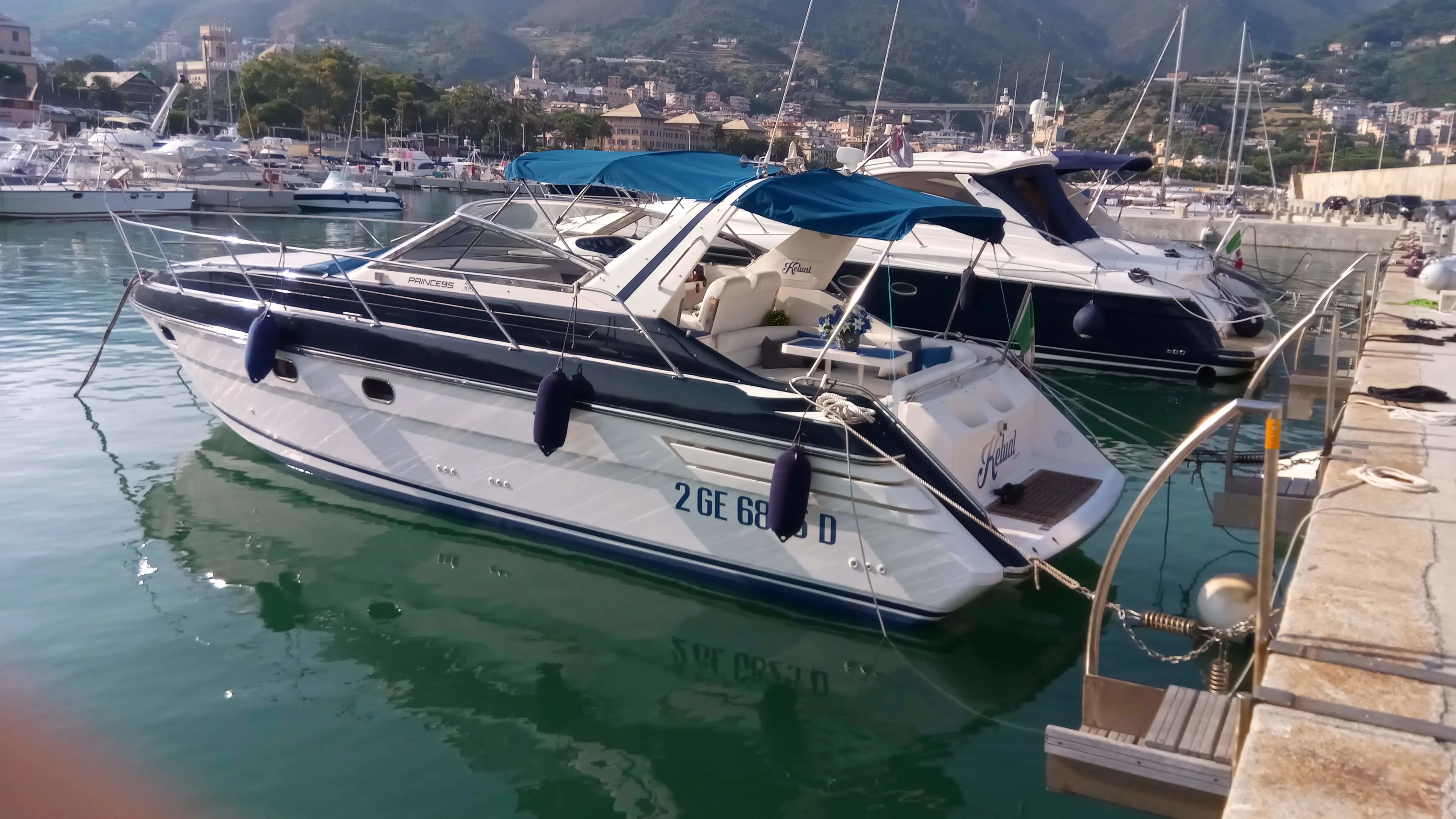 Rent a 10.95m Princess 366 Motor Yacht in Cannigione
