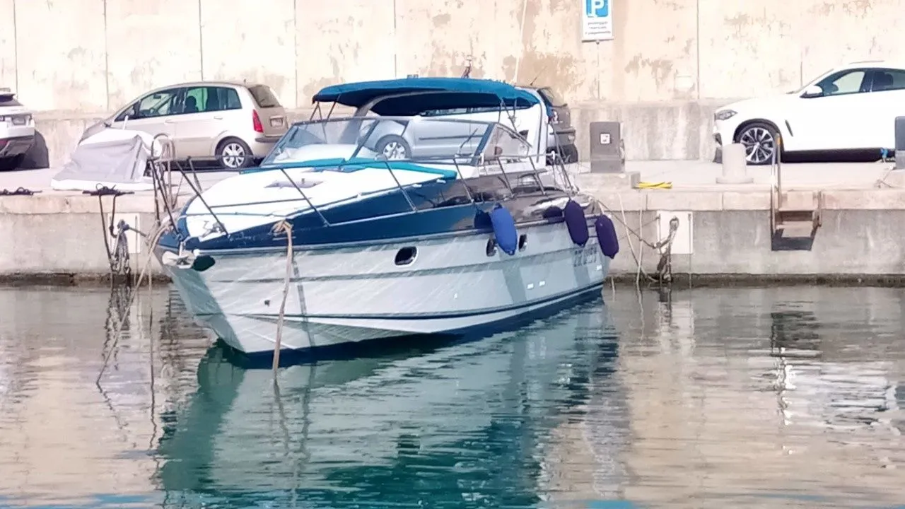 Rent a 10.95m Princess 366 Motor Yacht in Cannigione