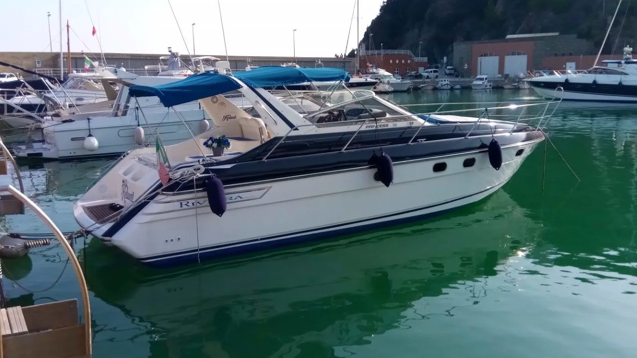 Kelual Charter Boat