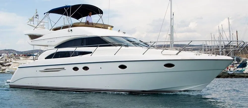 Rent a 15.8m Motor Yacht in Limassol