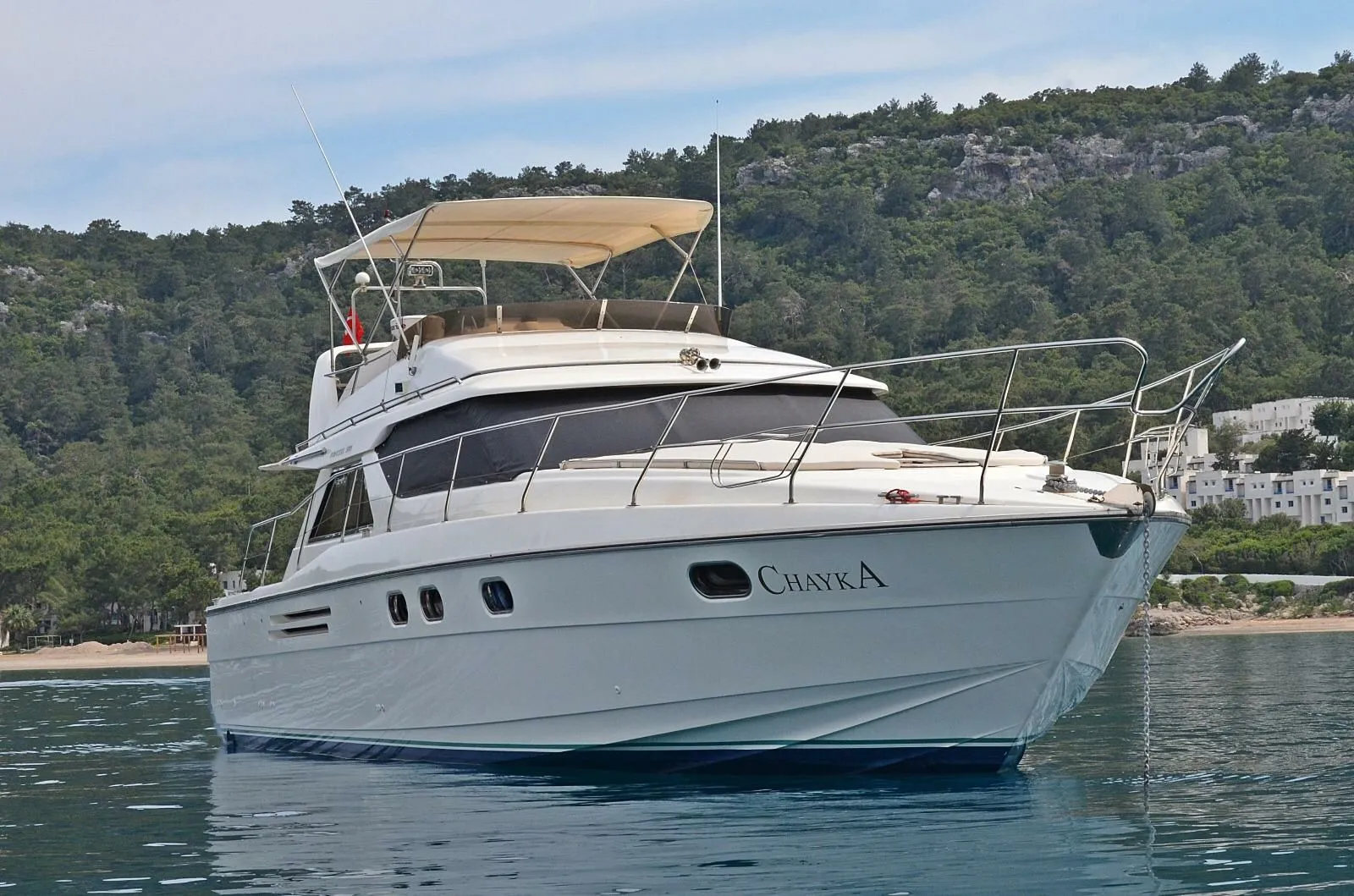 Rent a 16m Motor Yacht in Kemer