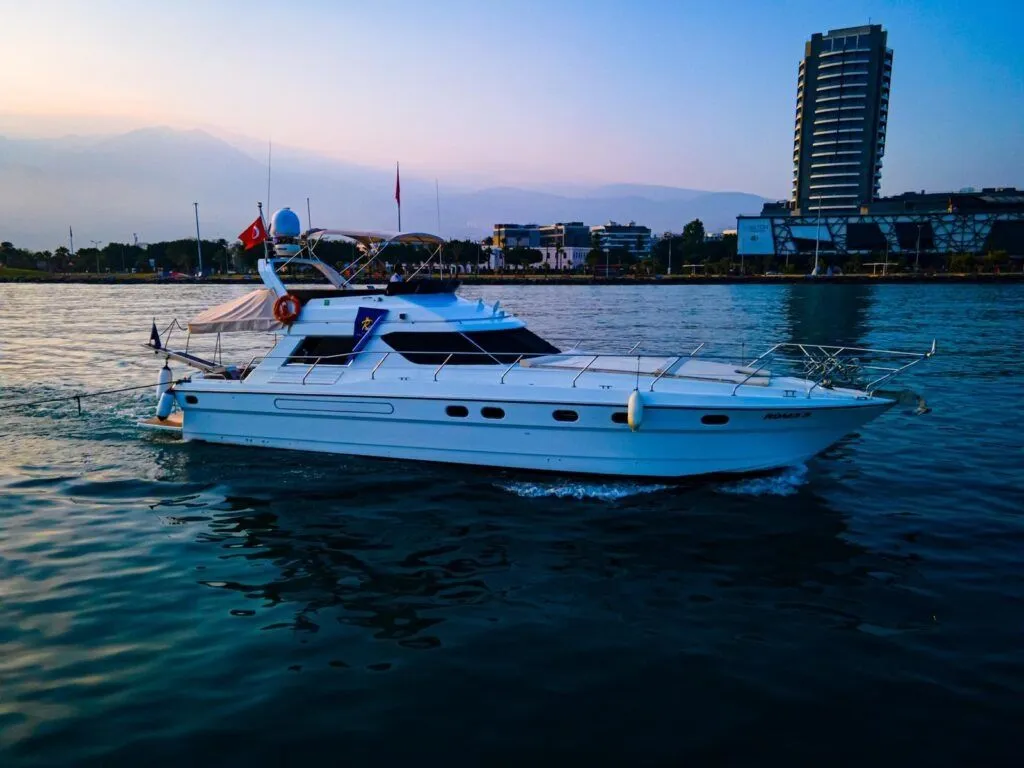 Roma 3 Kiralık Teknesi - 4