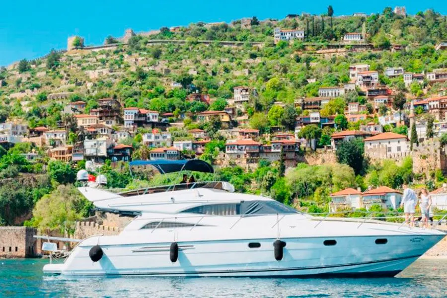 Barbossa Delux Charter Boat