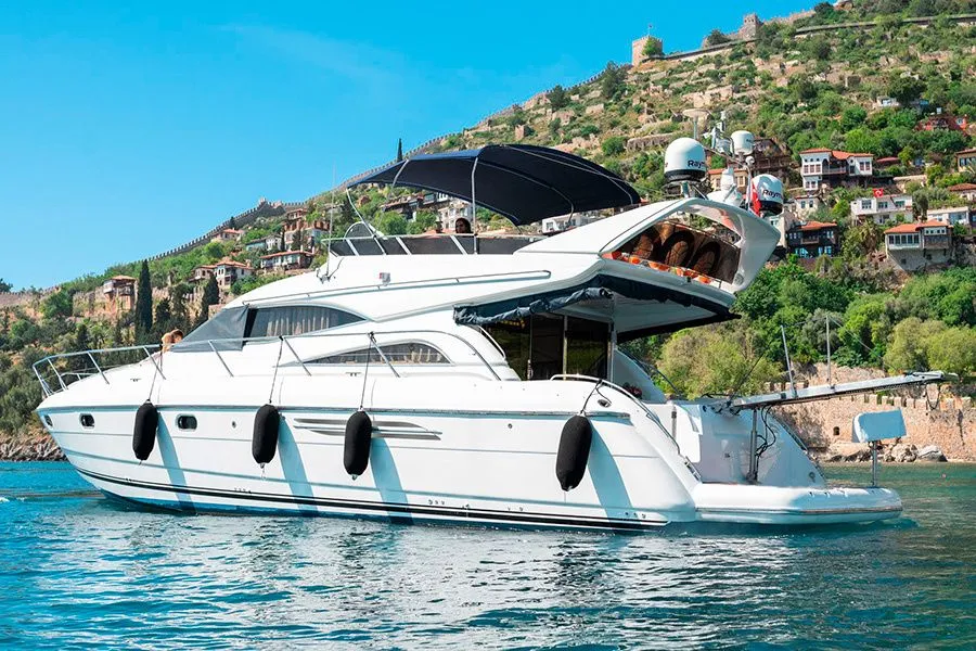 18m Alanya Princess 56 Hire