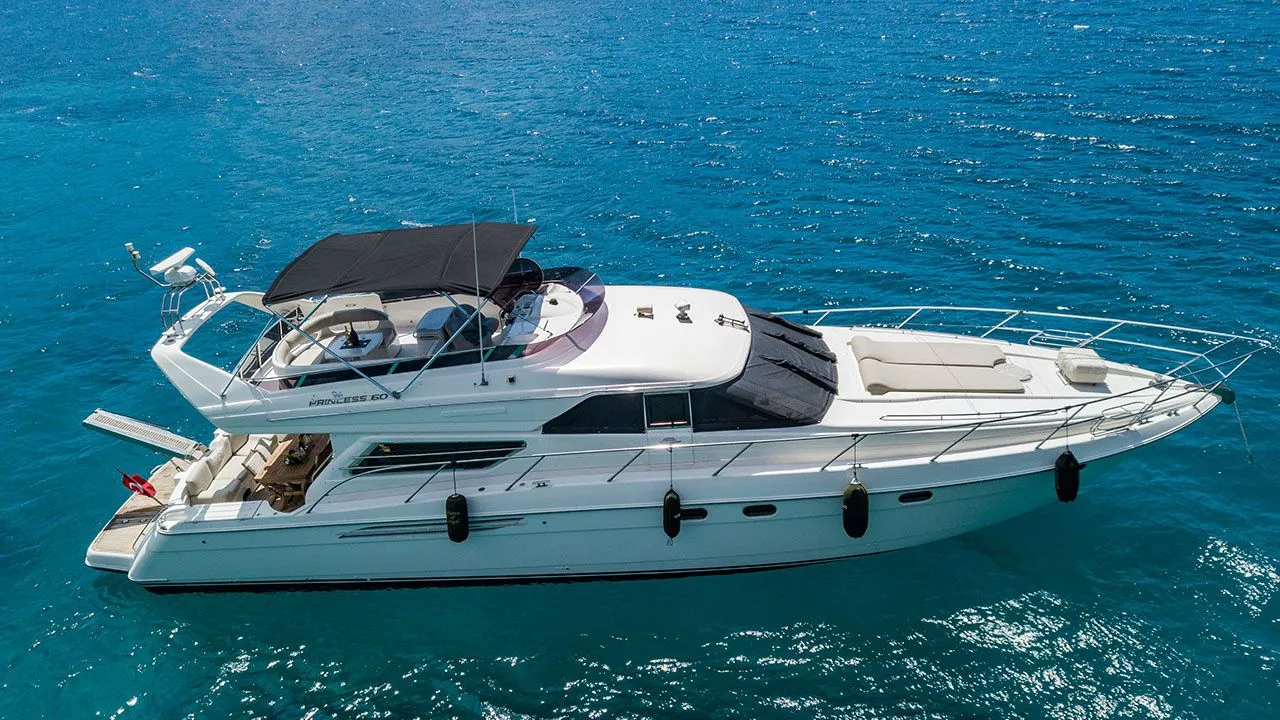 Queen of Angel Charterboot - 3