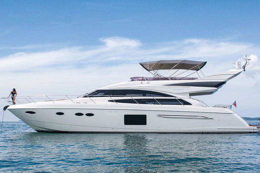 19.7m Chang Wat Phuket Princess 64 Hire