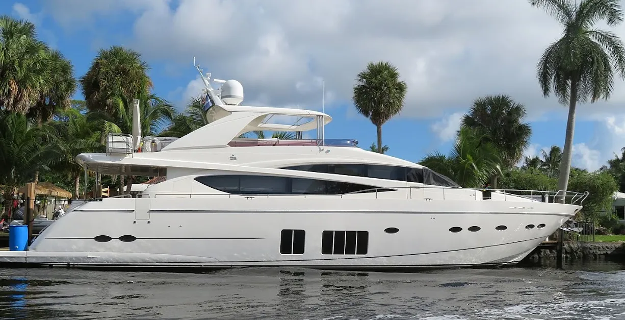 Rent a 25.9m Boat in Miami