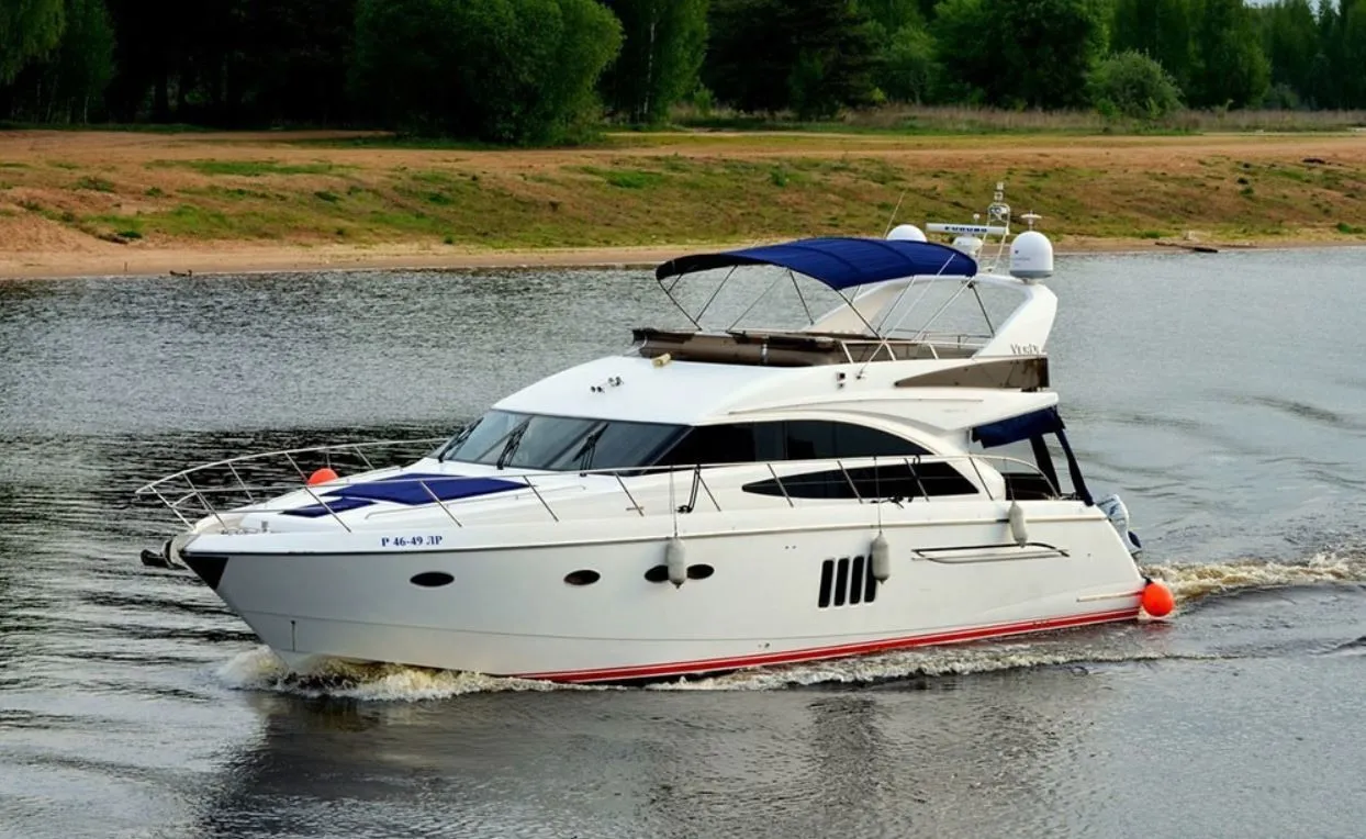 Explore Moscow on a 19.3m Rental Motor Yacht Princess P62