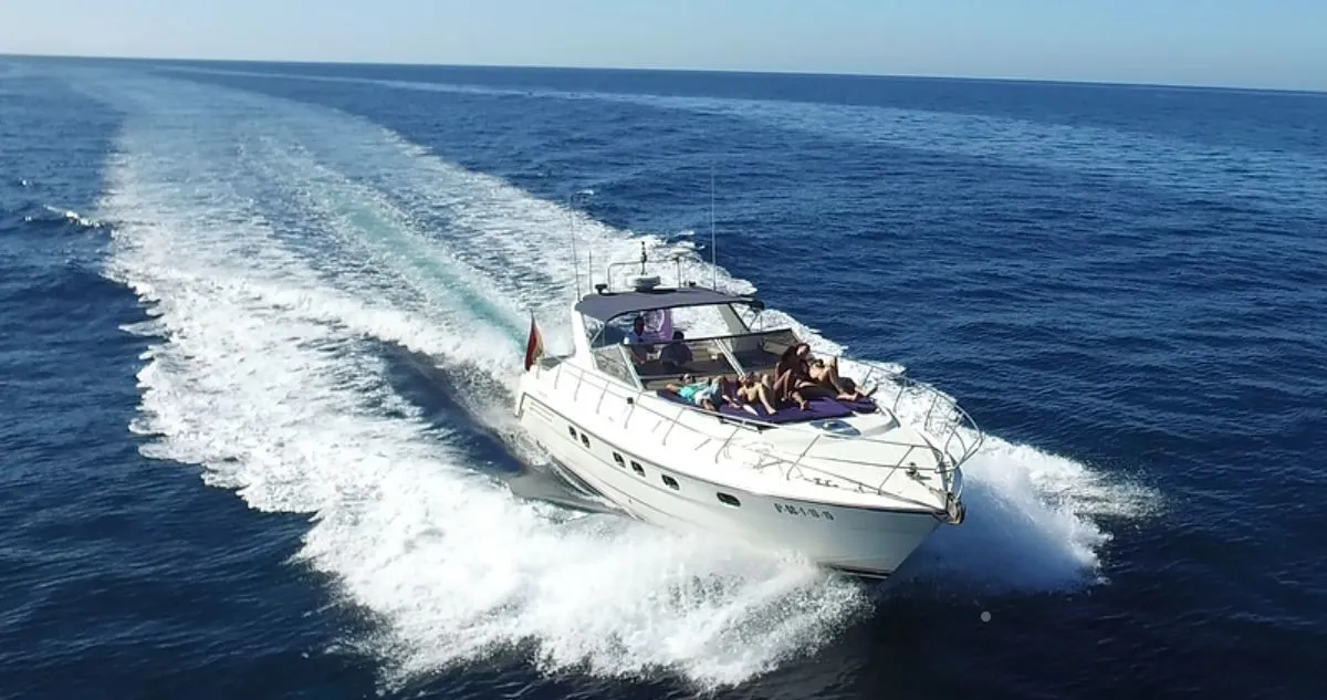 14.8m Las Palmas de Gran Canaria Motor Yacht Hire