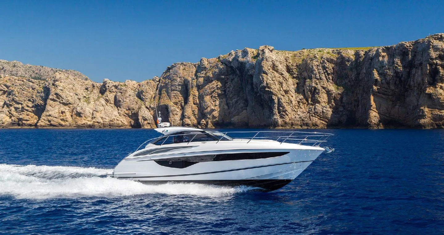 12.98m Grimaud Boat Hire