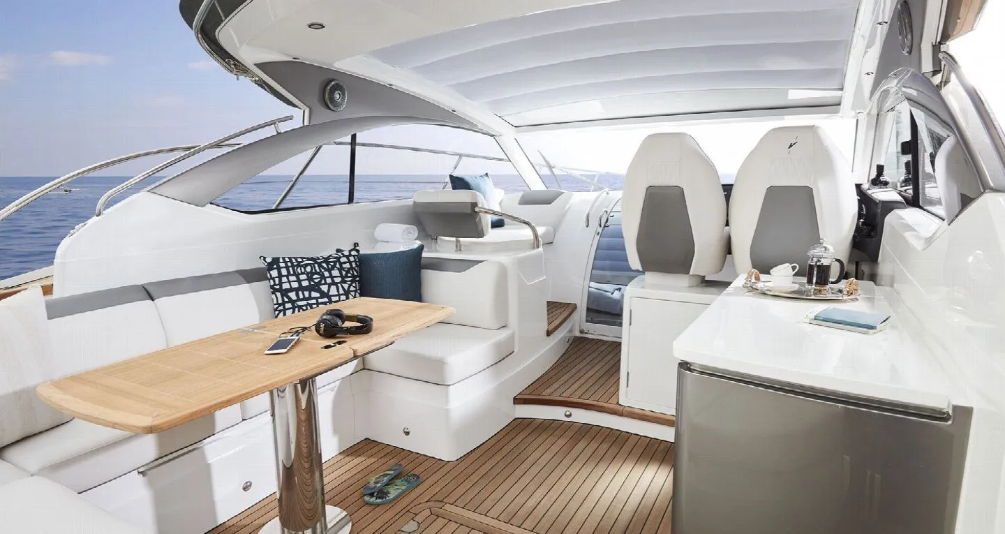 Чартер Cledia 4 - 5