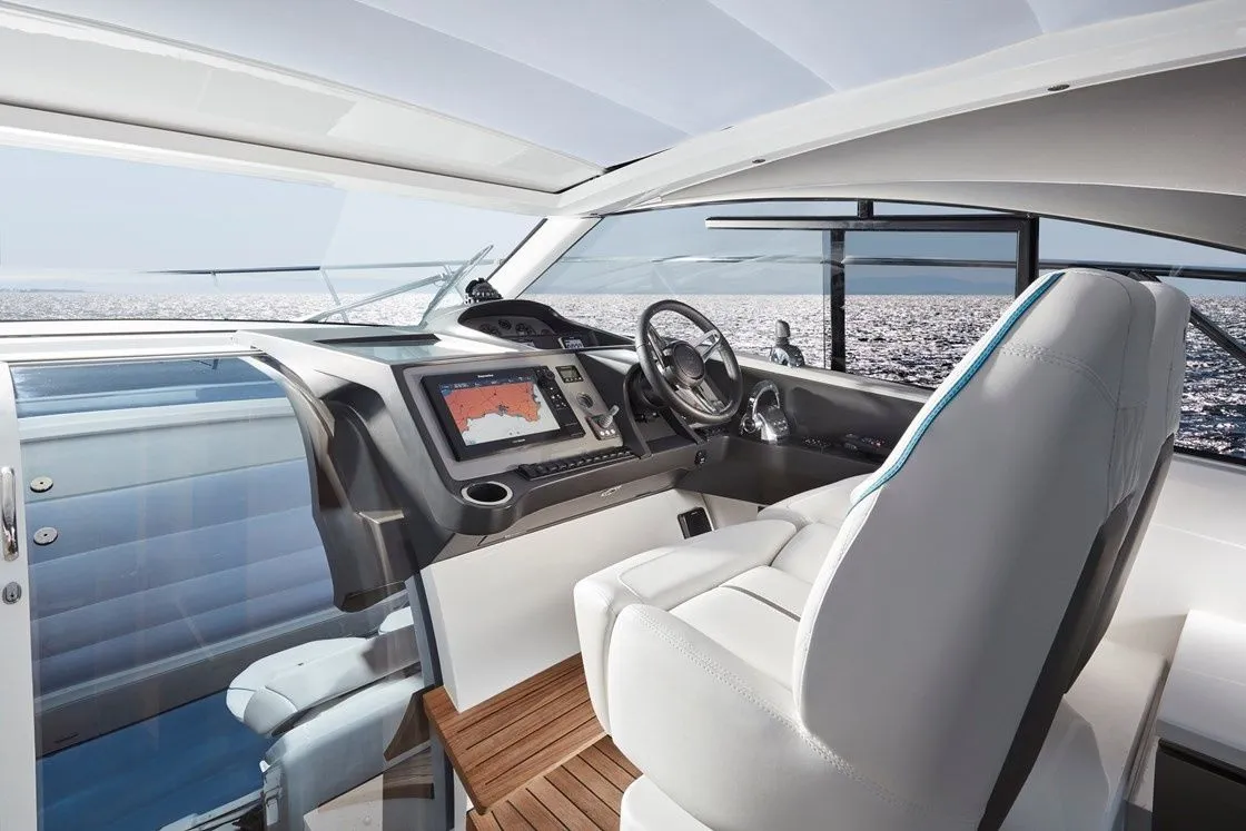 12.98m Setúbal Boat Hire